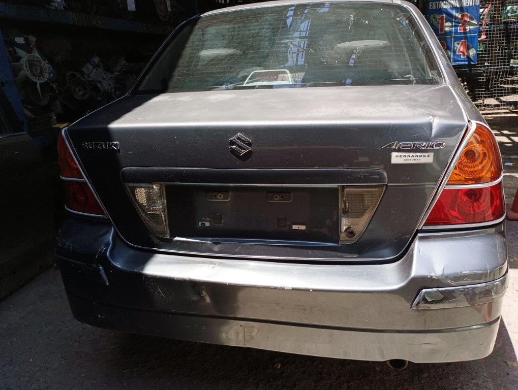  Suzuki AERIO 2004    EN DESARME